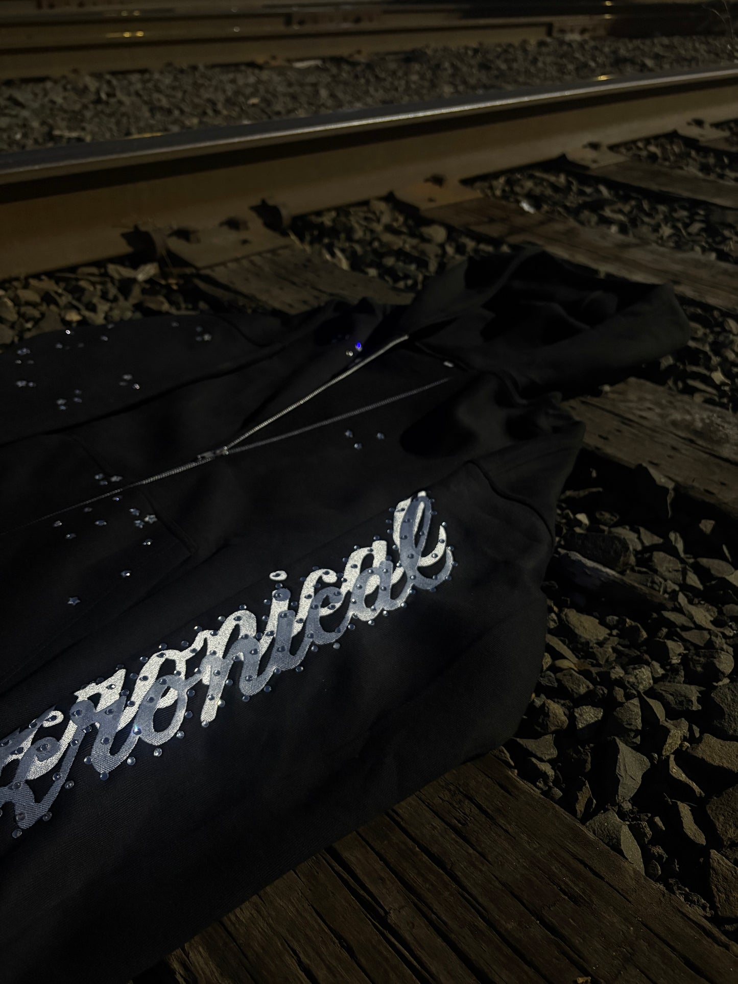 kronical star tracksuit